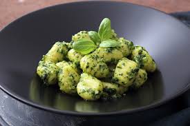Gnocchi al pesto